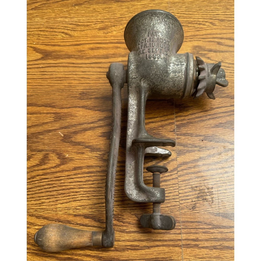 Universal No 2 Meat Grinder, Pat 10/12/1897 & 9/5/1899, New Britain Conn USA